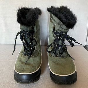 Sorel Winter Boots, Ladies size 9
